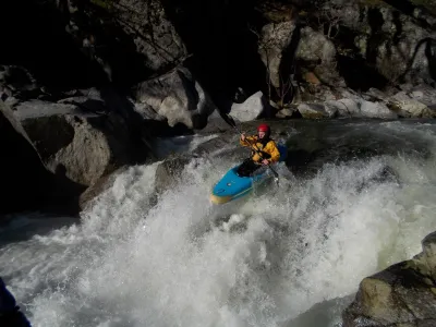 Fab sur le Seuil Glissière au milieu des Gorges. Quel pied avec le soleil en prime!